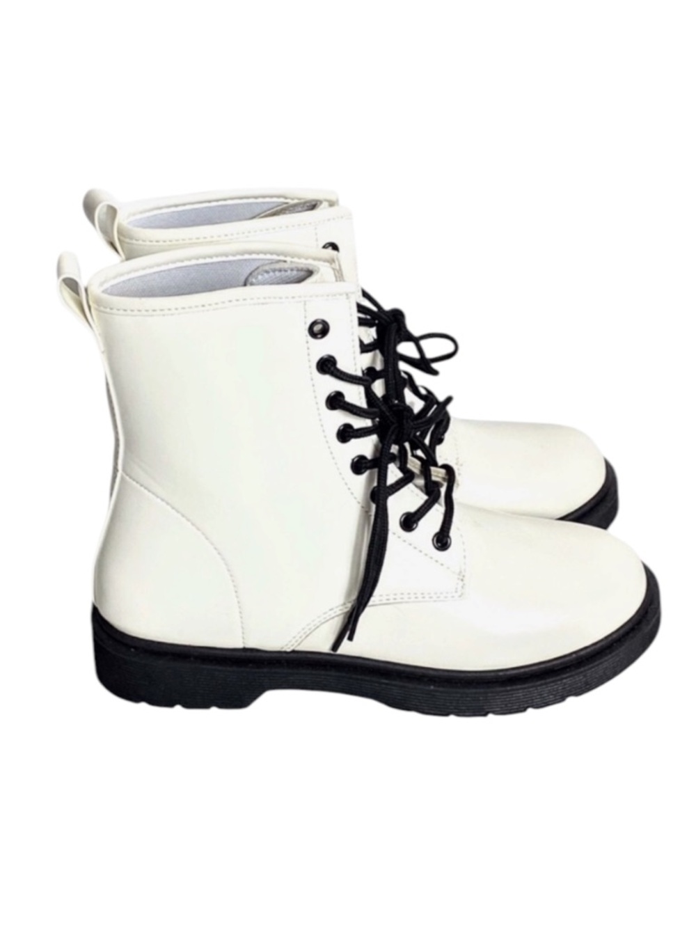 Charles Albert White “Doctor” Combat Boots NWT Size 9